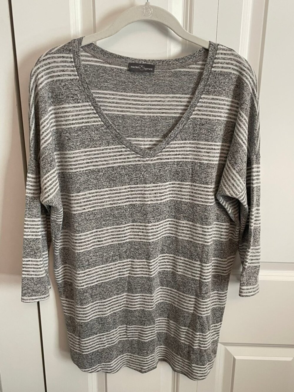 Market & Spruce 3/4 Sleeve Top